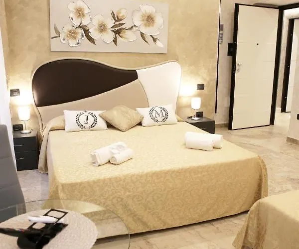 Jadore Monic Guest house